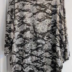 Chico's Monochrome Patterned Top